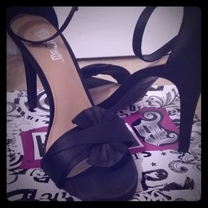 Open toe Black heels